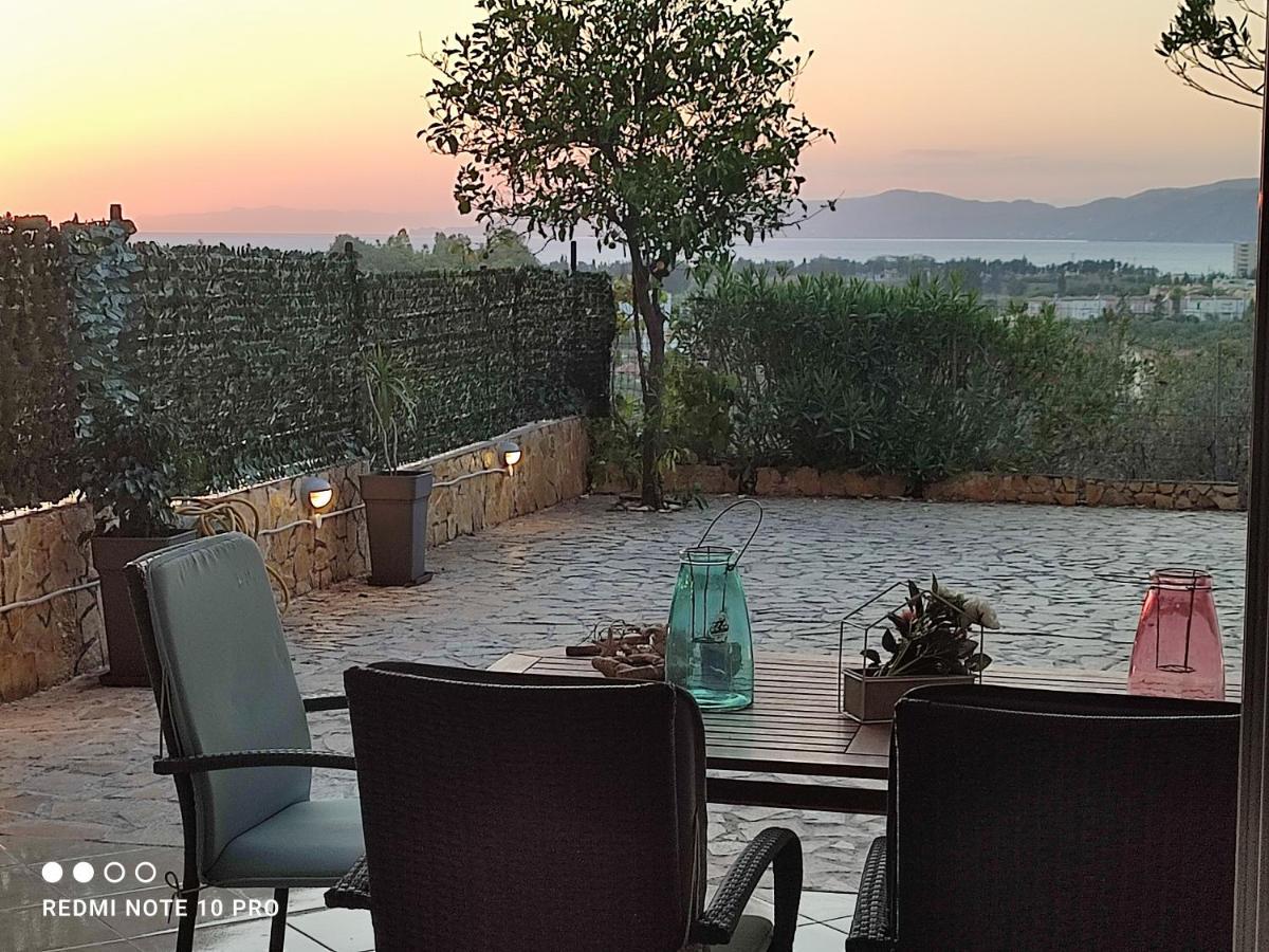Andrew'S Sunset View Apartment لوتراكي المظهر الخارجي الصورة