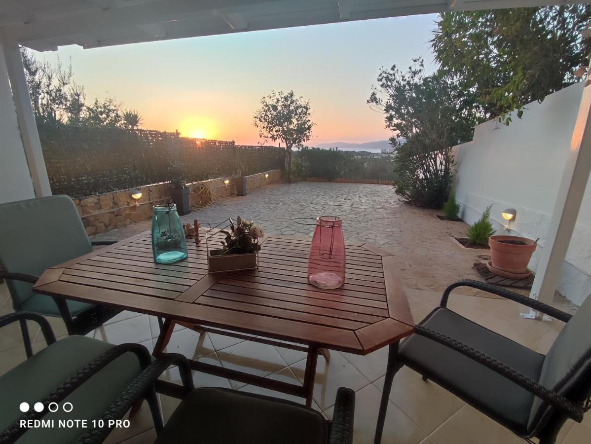 Andrew'S Sunset View Apartment لوتراكي المظهر الخارجي الصورة