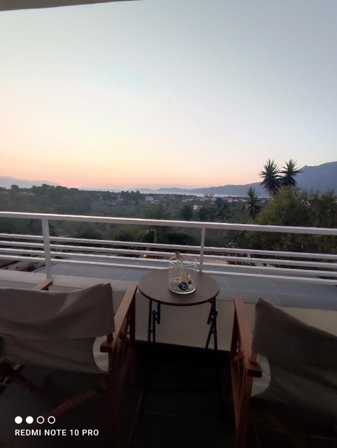 Andrew'S Sunset View Apartment لوتراكي المظهر الخارجي الصورة